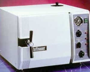 Tuttnauer 2540M Sterilizer